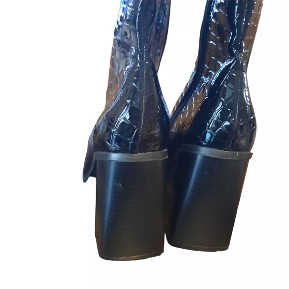 Black Croc-Embossed Ankle Boots Size 8. Nasty Girl Brand - Picture 11 of 12